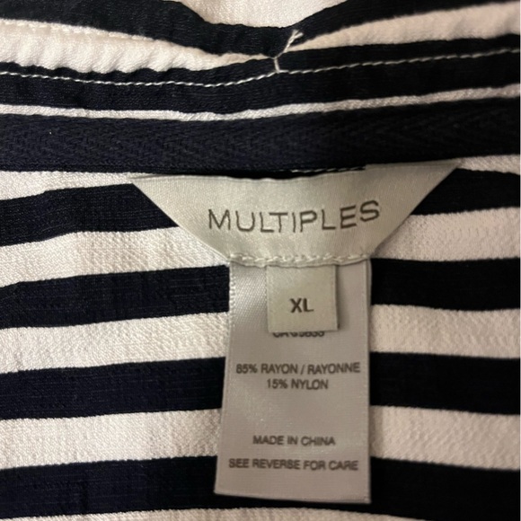 Multiples Black and White Striped Tunic, wire collar, size XL - Picture 6 of 9